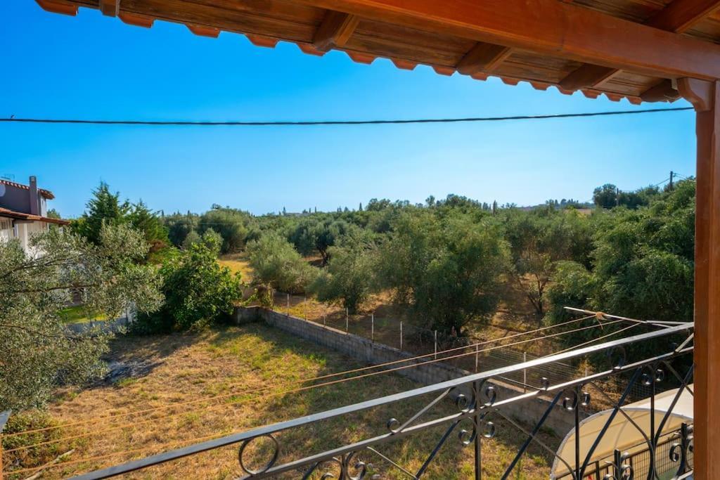 Afroditi Holiday Home- Green View Apartment Svoronata Exterior foto